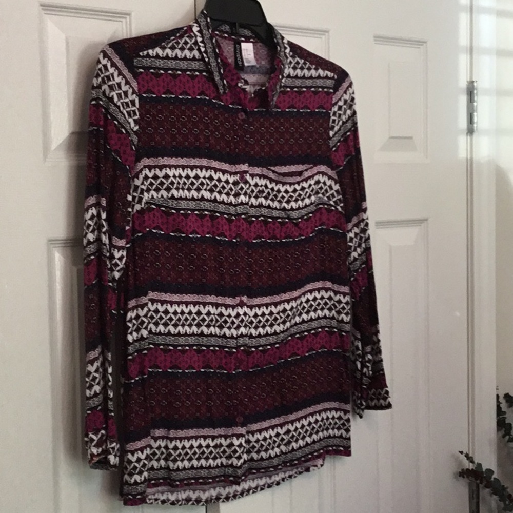 Divided by H&M Long Sleeve shirt